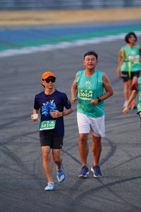 BIB: 50454, 50199
                            <button type="button" onclick="openModal(10516326)" class="btn btn-primary btn-sm float-right btn-popup" data-toggle="modal" data-target=".modal-high-quality">
                        <i class="fas fa-shopping-cart"></i> Add to Cart
                    </button>
                                            <button type="button" onclick="isThisMe(10516326, true)" class="btn btn-success btn-sm float-right btn-popup btn-isme hidden" data-toggle="tooltip" data-placement="bottom" title="นี่คือรูปของคุณใช่ไหม คลิกที่นี่เพื่อเอาเข้าอัลบั้ม">
                        <i class="fas fa-plus"></i> Add to album
                    </button>
                    <button type="button" onclick="isThisMe(10516326, false)" class="btn btn-warning btn-sm float-right btn-popup btn-isnotme hidden">
                        <i class="fas fa-ban"></i> Remove from album
                    </button>